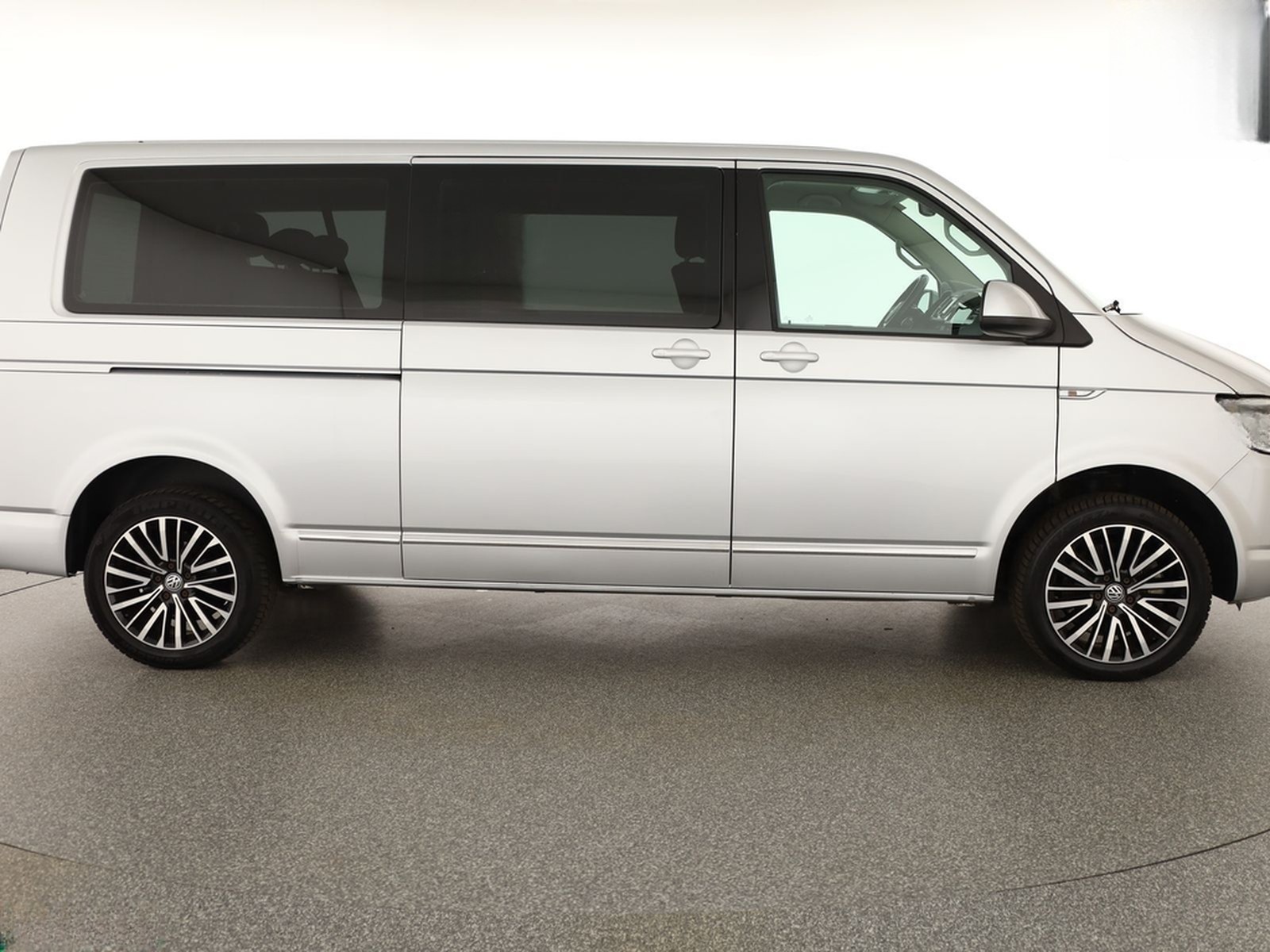 Volkswagen T6 Caravelle 2.0 TDI LANG 7 SITZE STANDHZ,KAMERA foto 6