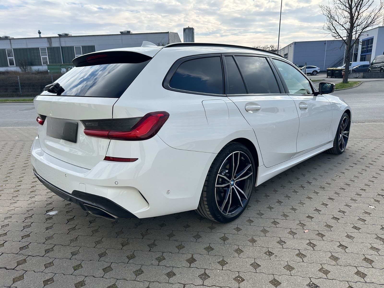 BMW M340i Touring xDrive/Navi/HeadUP/Pano/360° foto 5