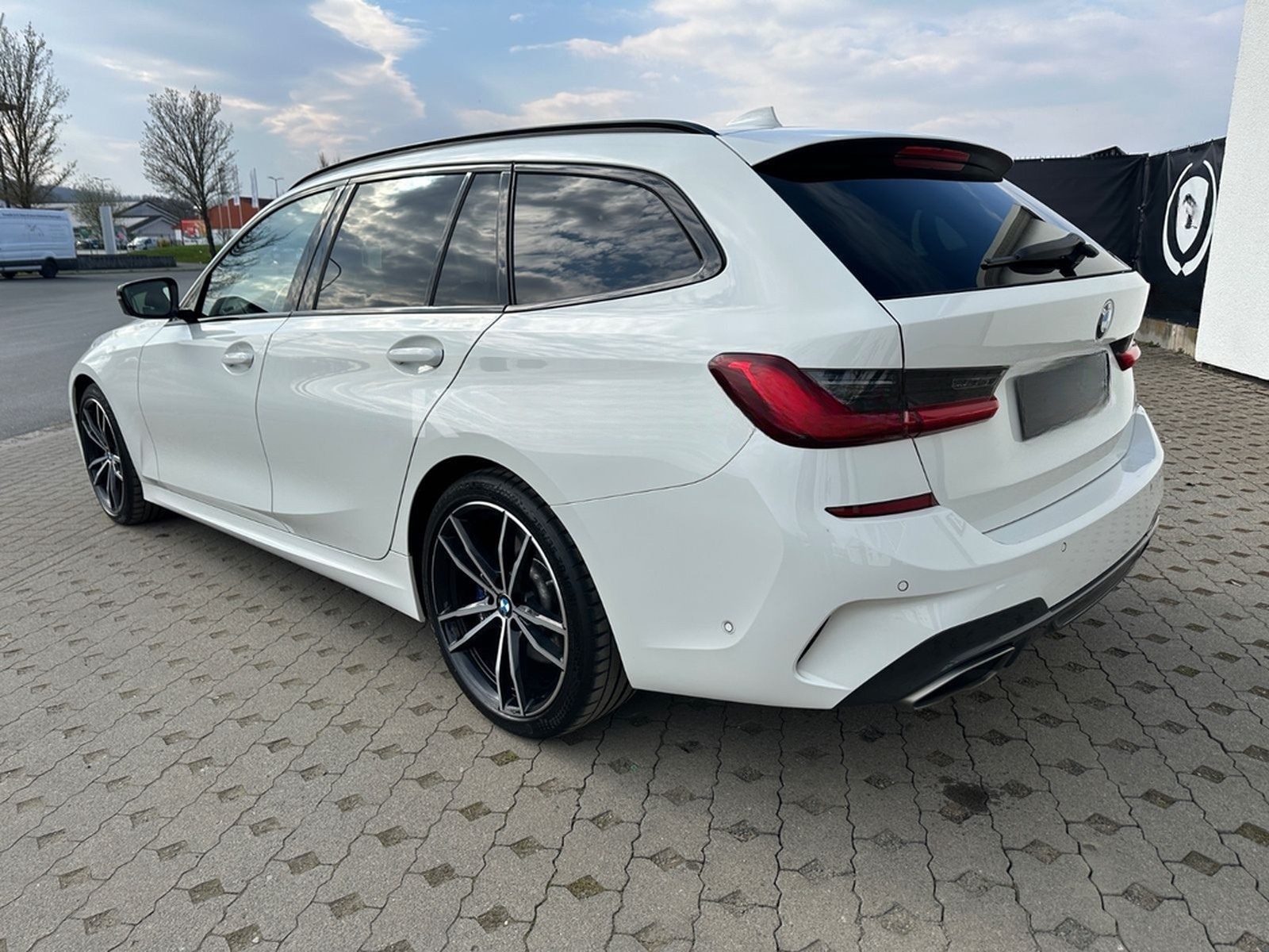 BMW M340i Touring xDrive/Navi/HeadUP/Pano/360° foto 7