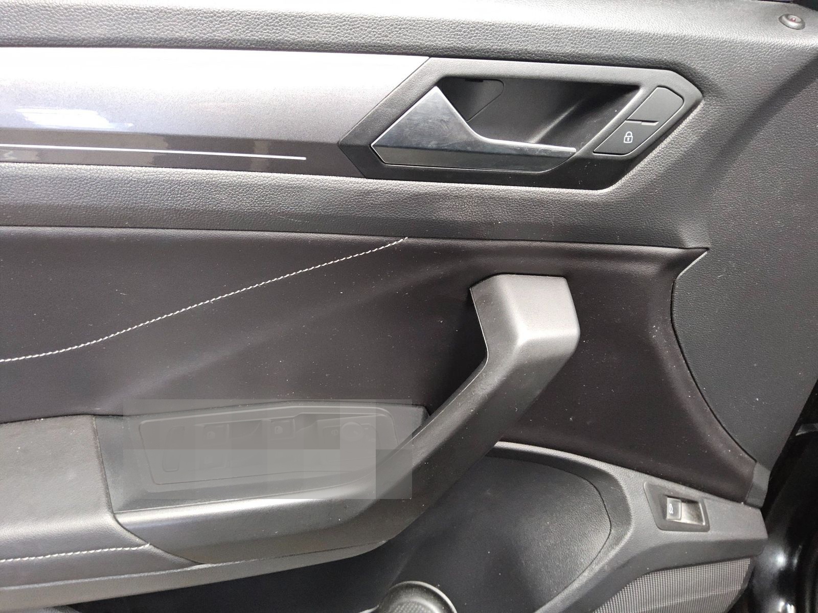 Volkswagen T-Roc 2.0 TDI Style Navi vor. LED AID RfK AHK foto 10