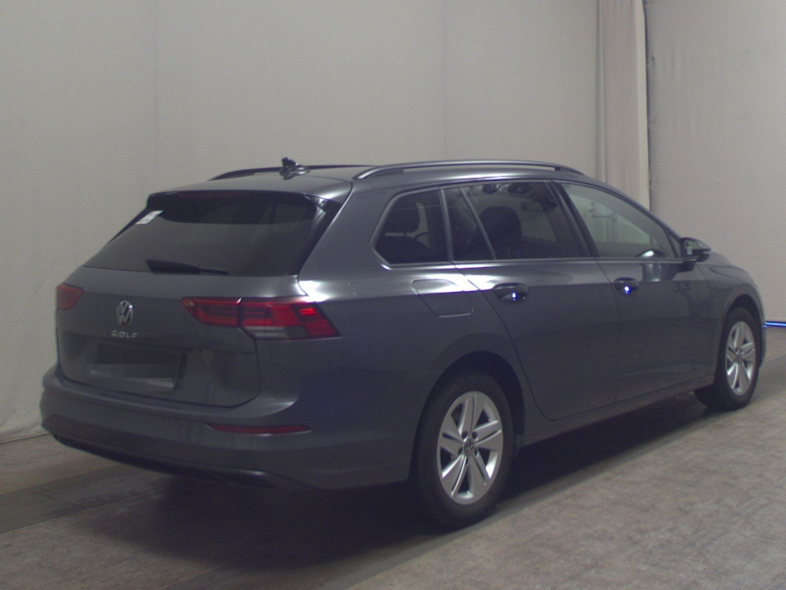 Volkswagen Golf-8 Var. 2.0 TDI Life Navi LED AID ACC PDC foto 4