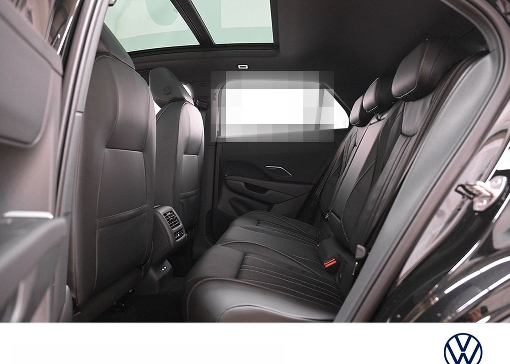 Volkswagen T-Roc 1.5 R-LINE DSG LEDER PANO AHK STANDHZG foto 12