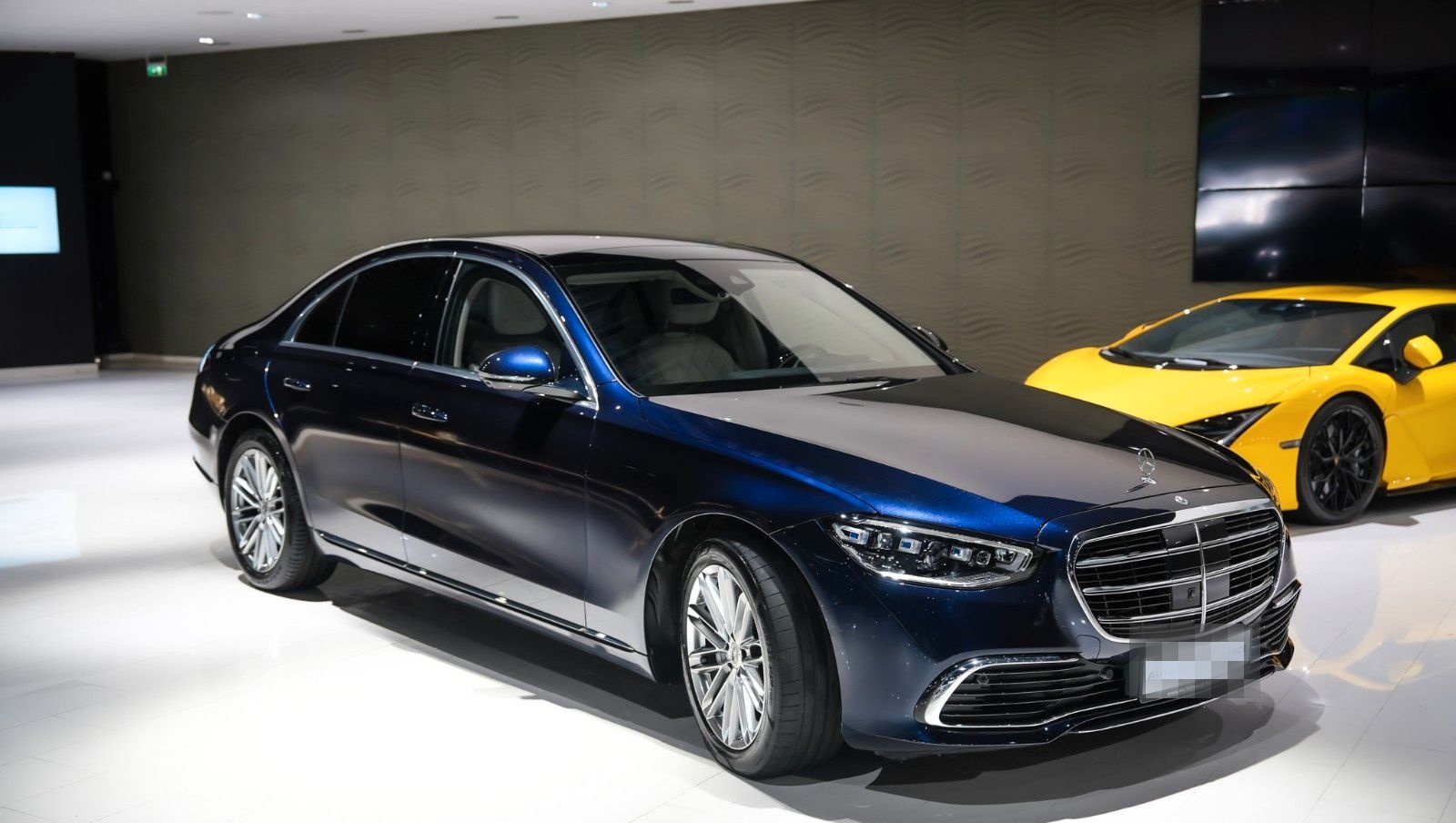 Mercedes-Benz S 580e Limousine*AIRMATIC*BURMESTER*PANO*HEAD-UP foto 2
