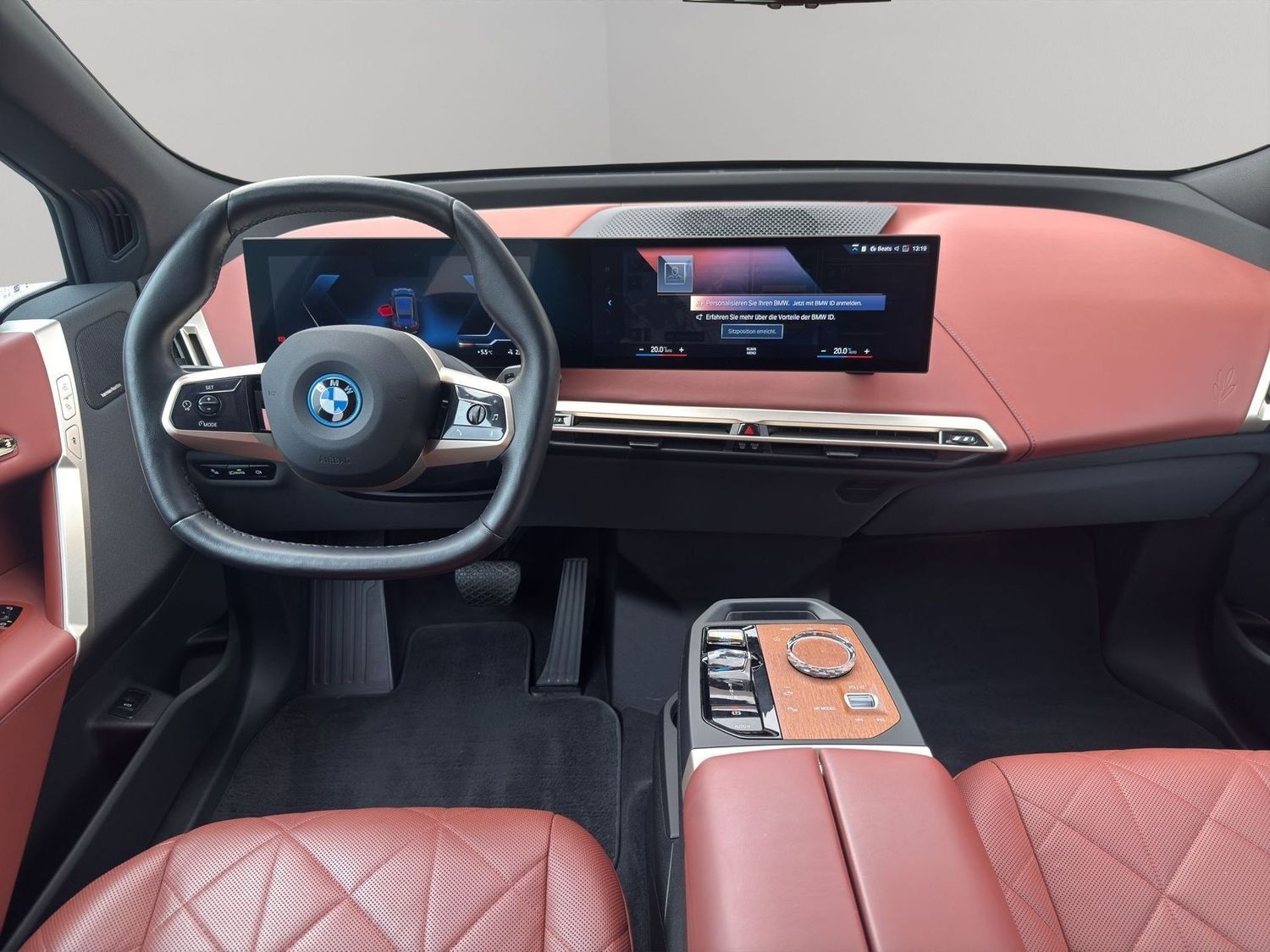BMW iX 40e xDrive LED H/K SOFT MASSAGE 1HD AHK SPORT foto 14