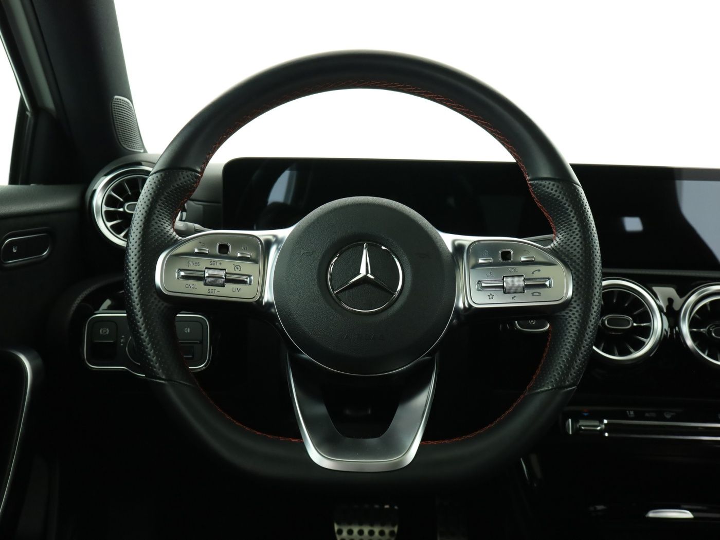 Mercedes-Benz A 250 **AMG*Panorama*Navi*Multibeam*PTS*Kamera** foto 11