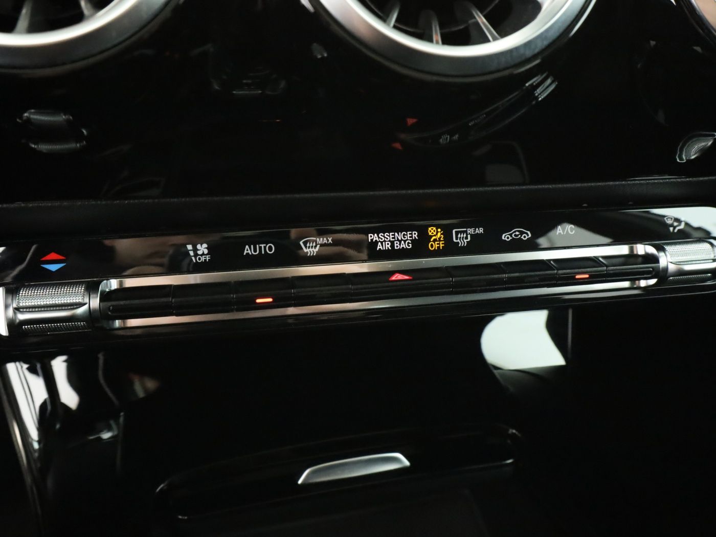 Mercedes-Benz A 250 **AMG*Panorama*Navi*Multibeam*PTS*Kamera** foto 14