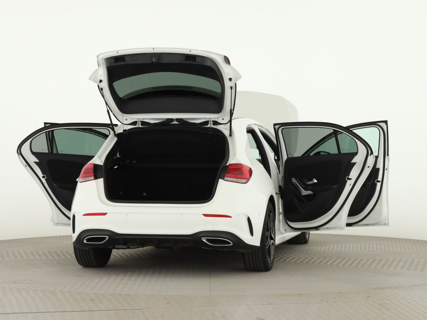 Mercedes-Benz A 250 **AMG*Panorama*Navi*Multibeam*PTS*Kamera** foto 9