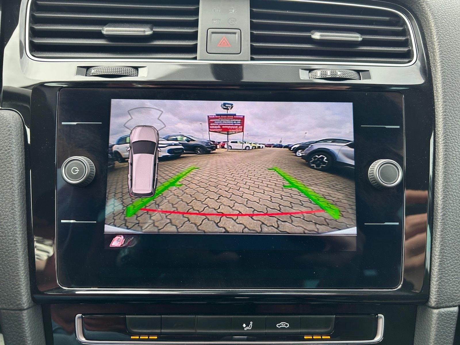 Volkswagen Golf Variant Highline BMT Navi v.App*adapt.Temp* foto 18