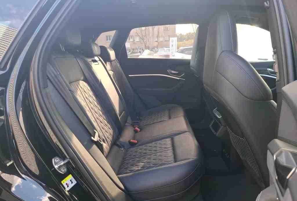Audi SQ8 E-TRON BLACK MATRIX/HuD/PANO/S-SITZE/360° foto 11
