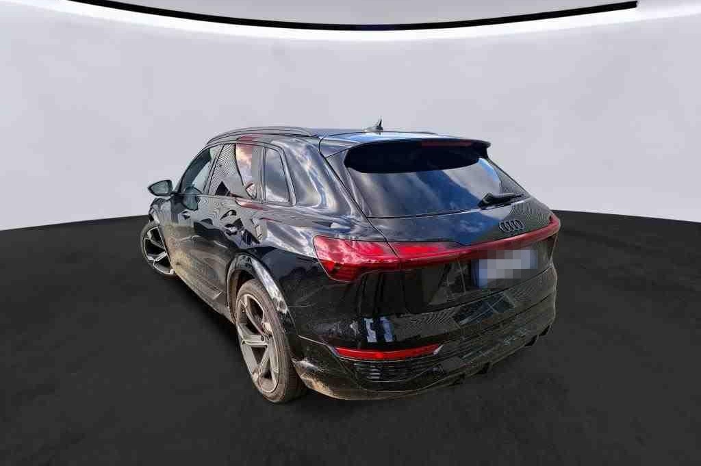 Audi SQ8 E-TRON BLACK MATRIX/HuD/PANO/S-SITZE/360° foto 8
