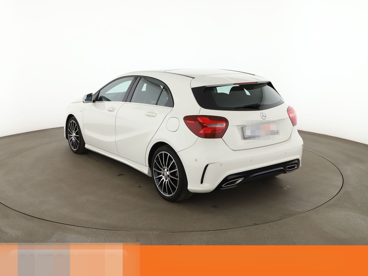 Mercedes-Benz A-Klasse A 180 CDI BlueEfficiency AMG Sport Aut. foto 4