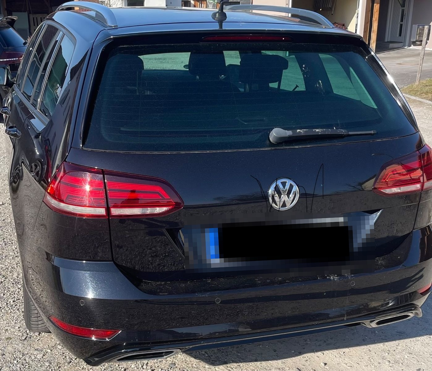 Volkswagen Golf 2.0 TDI SCR DSG Highline Variant R-Line foto 2