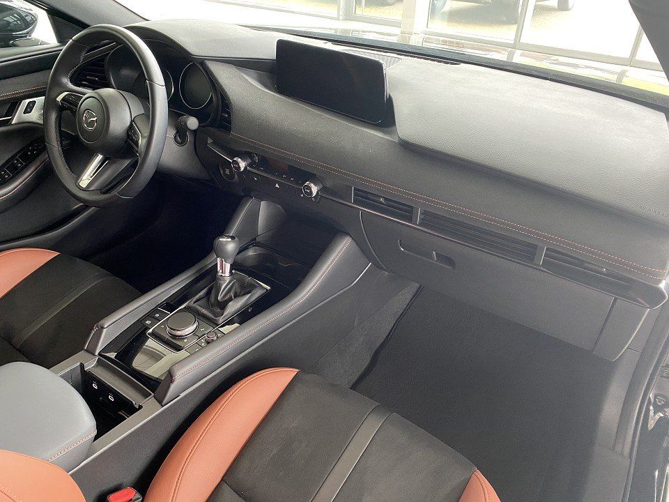 Mazda 3 2.0 Nagisa BOSE LEDER NAVI Werksgarantie 11.20 foto 16