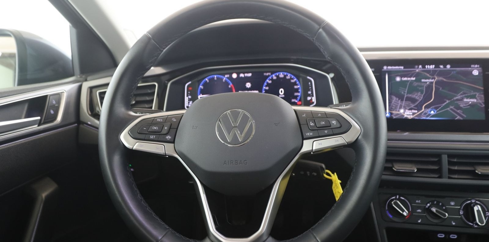 Volkswagen Taigo 1.0 TSI Style Pano+Matrix+PDC+Navi+AppleCa foto 14