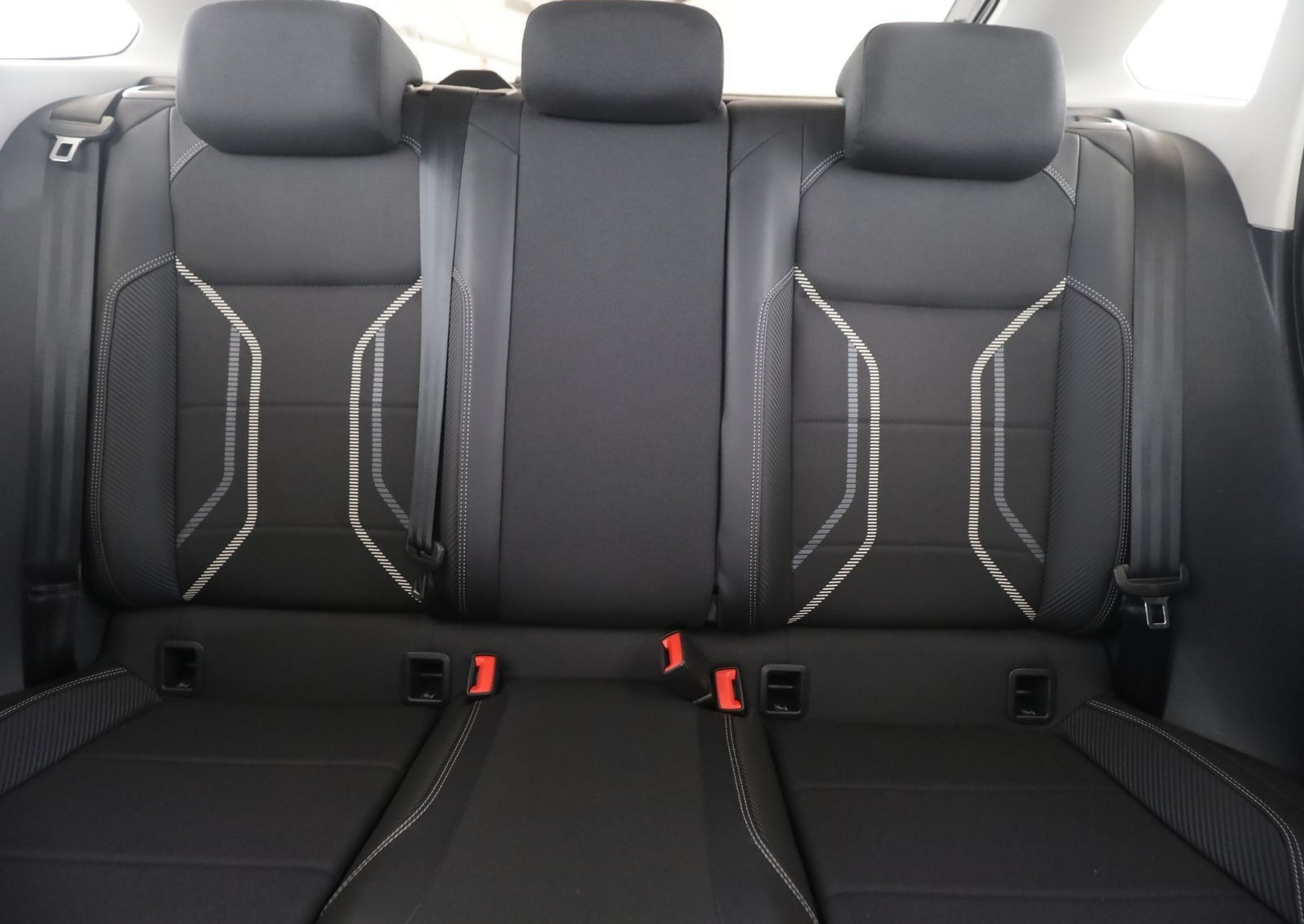 Volkswagen Taigo 1.0 TSI Style Pano+Matrix+PDC+Navi+AppleCa foto 18