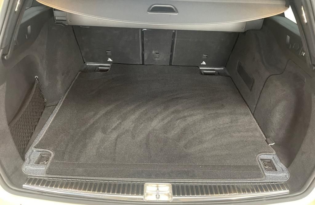 Mercedes-Benz E 220 d T Avantgarde ''Das Taxi'' *MULTIBEAM*Nav foto 13