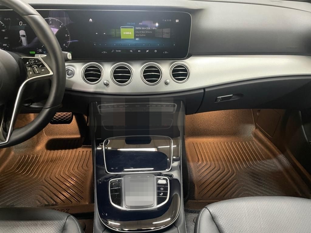 Mercedes-Benz E 220 d T Avantgarde ''Das Taxi'' *MULTIBEAM*Nav foto 15