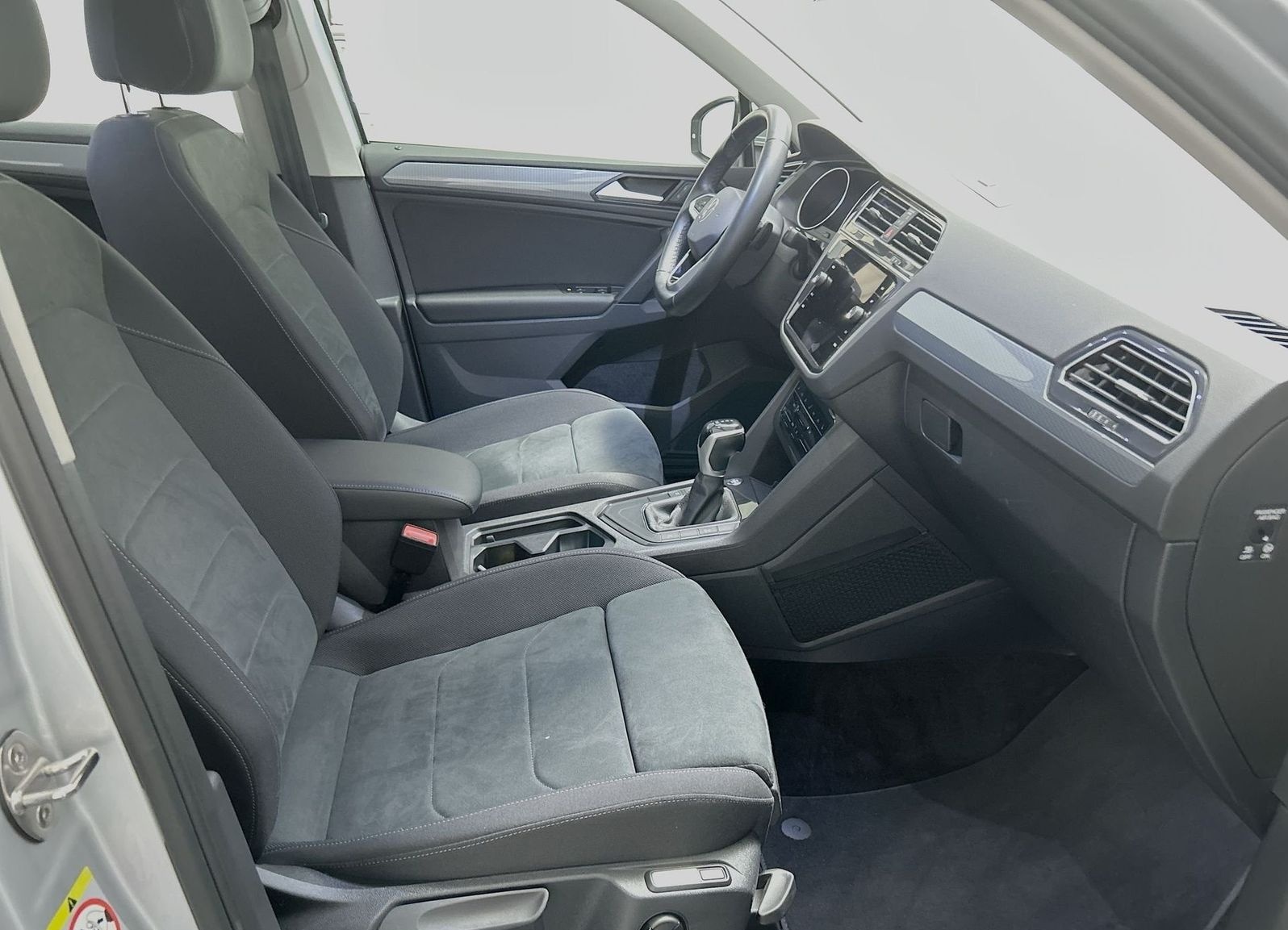 Volkswagen Tiguan 2.0 TDI DSG Life foto 23