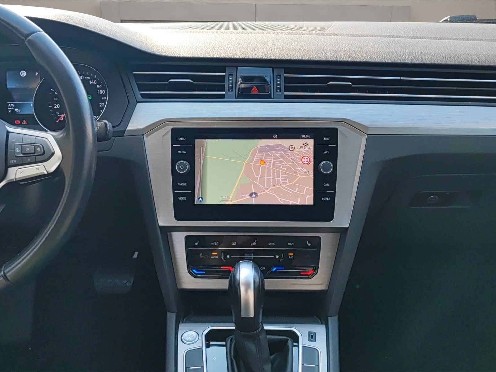 Volkswagen Passat Variant 2.0 TDI ACC~VZE~RFK~Navi~LED~PDC~ foto 20