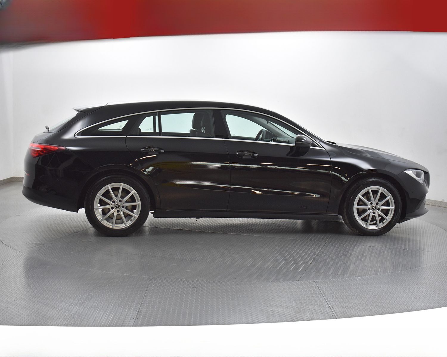 Mercedes-Benz CLA 180 SB 7G Style LEDER+SHZ+NAVI+PARK+TEMP+17" foto 2