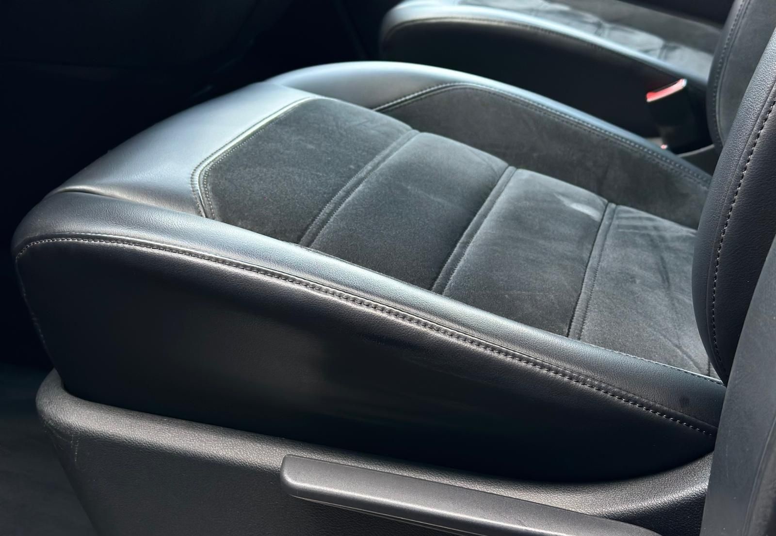 Volkswagen T6 Multivan 2.0TDI GENRATION SIX LED#SHZ#ACC#NAV foto 21