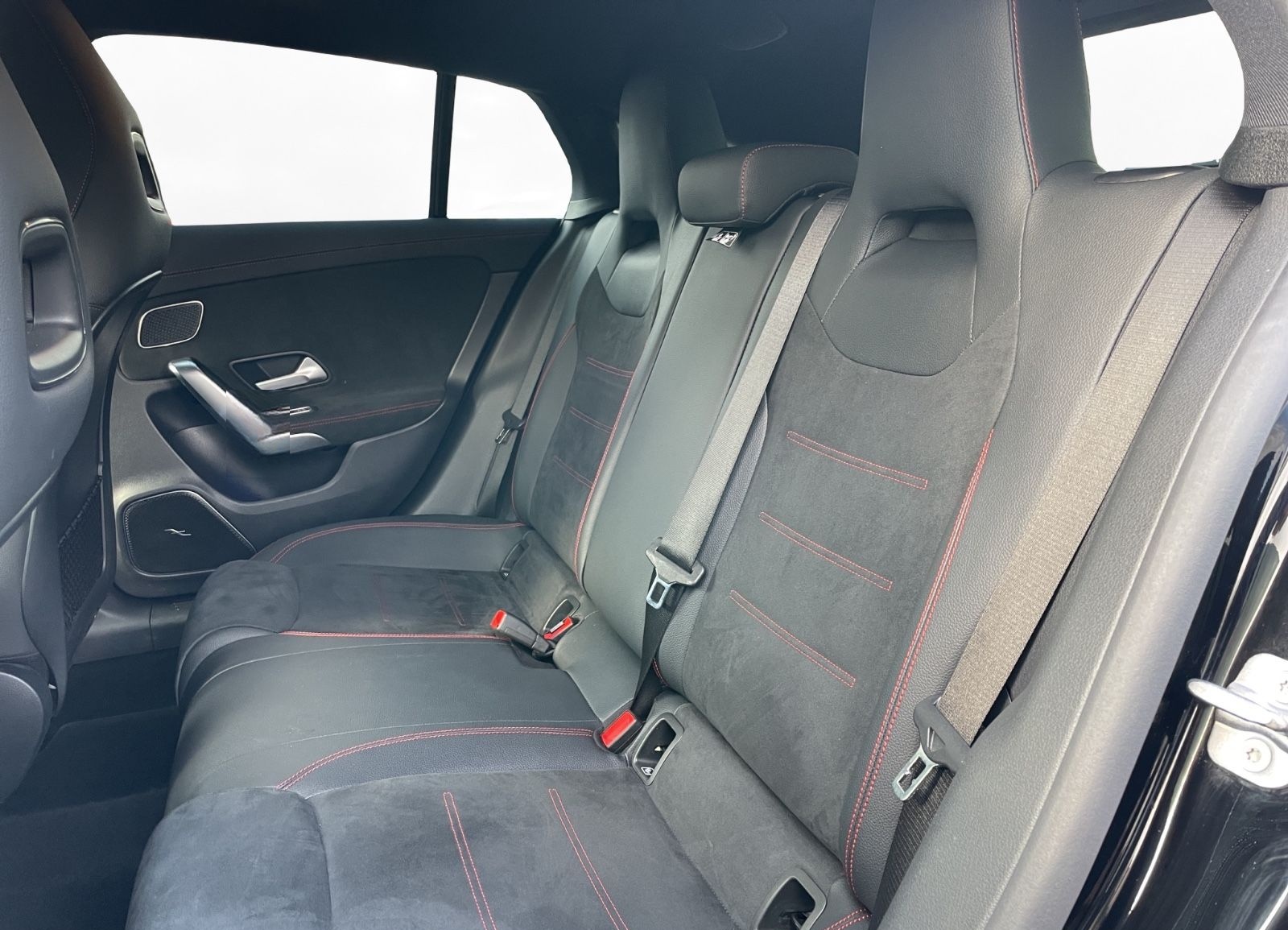 Mercedes-Benz CLA 45 S AMG Shooting Brake 4Matic+Driver's Pack foto 15