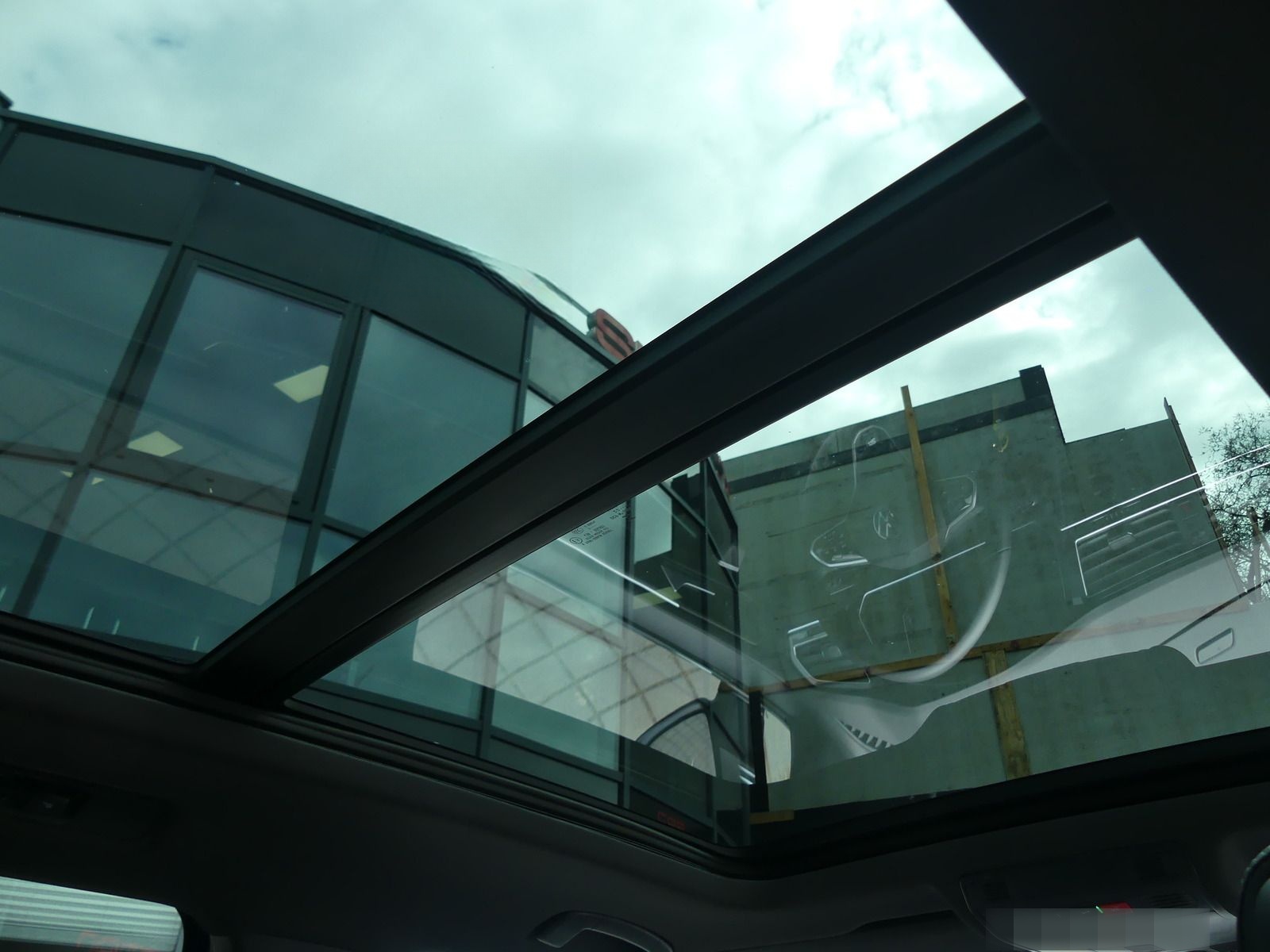 Volkswagen Tiguan Allspace 2.0 TSI 4 Mot R-Line MATRIX/PAN/ foto 12