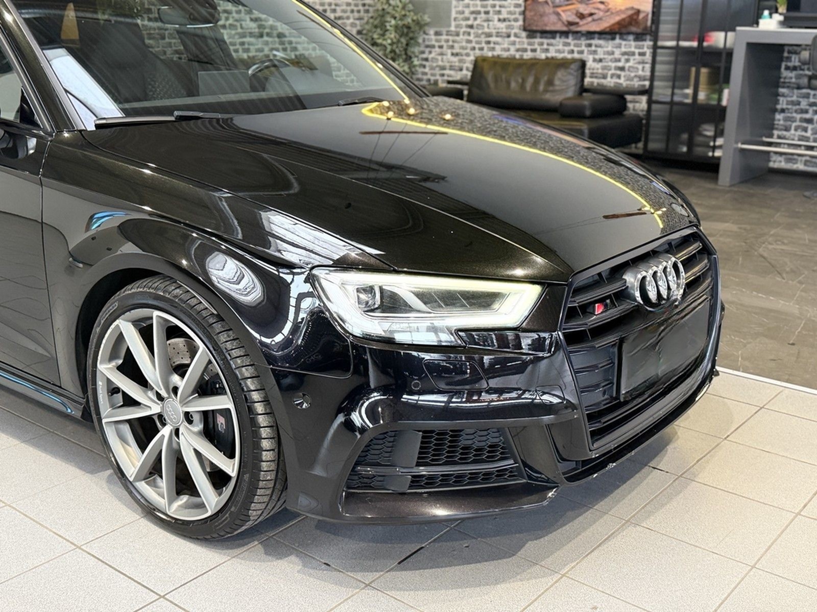 Audi S3 Sportback 2.0 TFSI quattro 1.HAND|Magnetic Ri foto 2