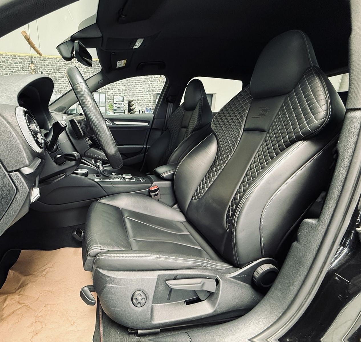 Audi S3 Sportback 2.0 TFSI quattro 1.HAND|Magnetic Ri foto 14