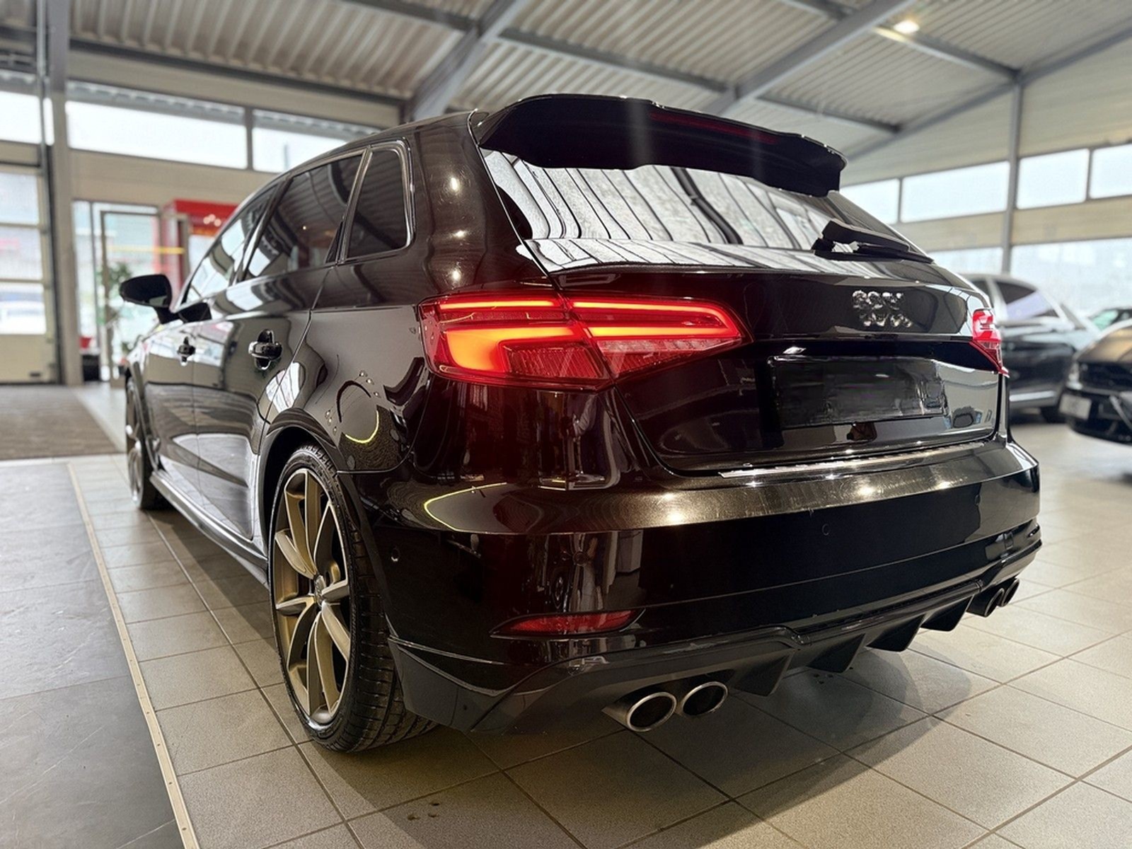 Audi S3 Sportback 2.0 TFSI quattro 1.HAND|Magnetic Ri foto 10