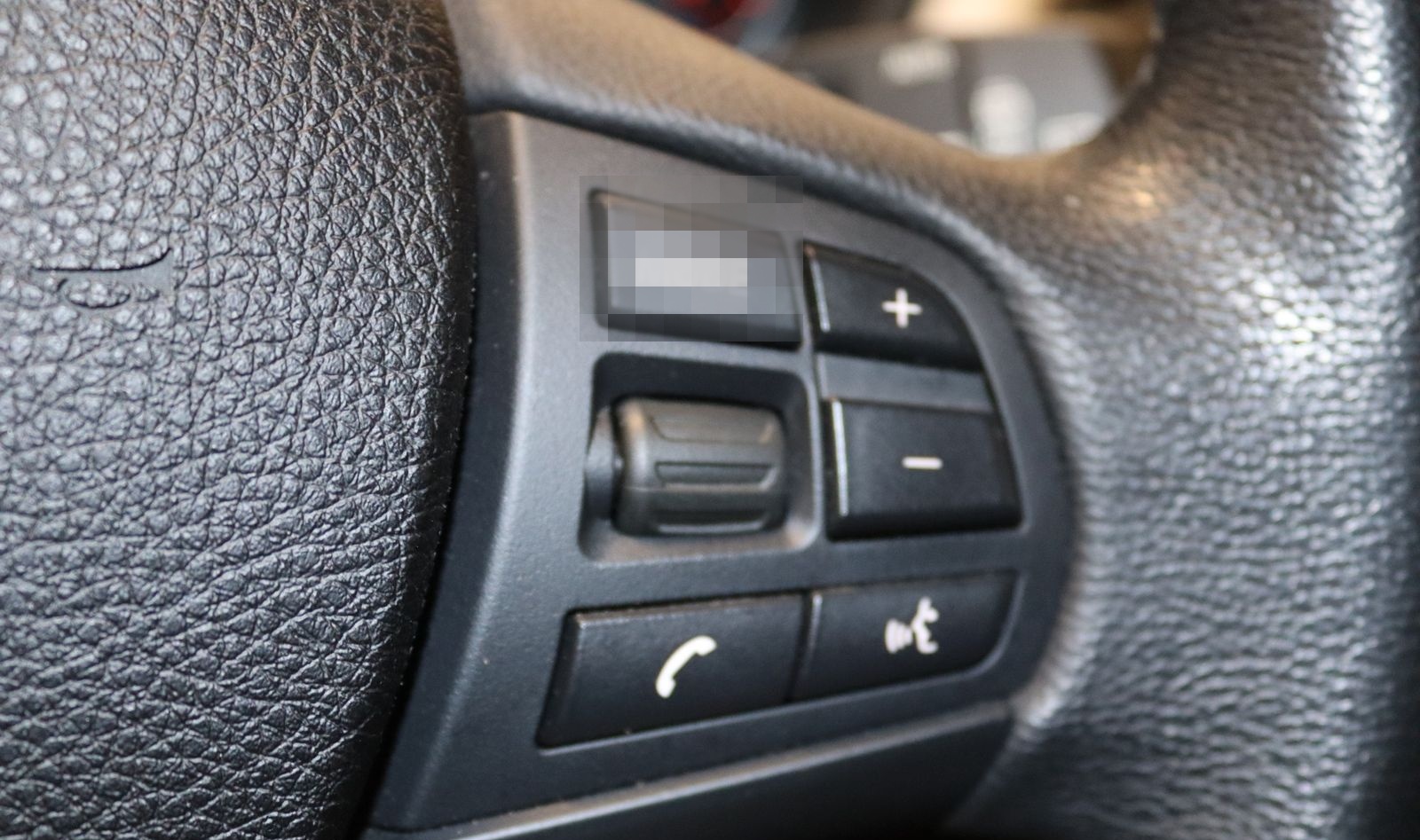 BMW 320d xDrive Advantage-Navi-Kamera-360°-AHK-LED- foto 17