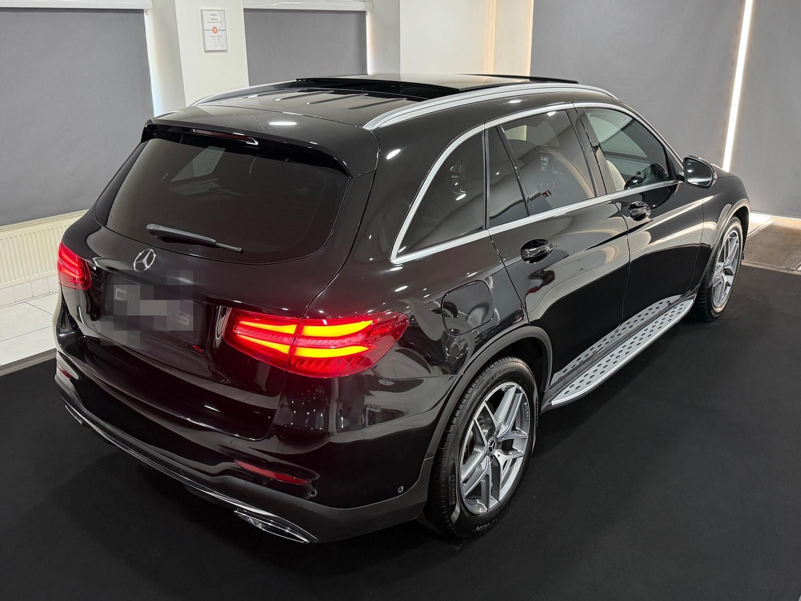 Mercedes-Benz GLC 220 d 4M AMG-Line *PANO*LED*AHK*AMBIENTE*DAB foto 8