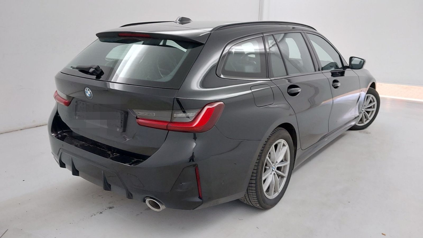 BMW 320e Touring M Sport ACC AHK HiFi LED QI RFK SHZ foto 4