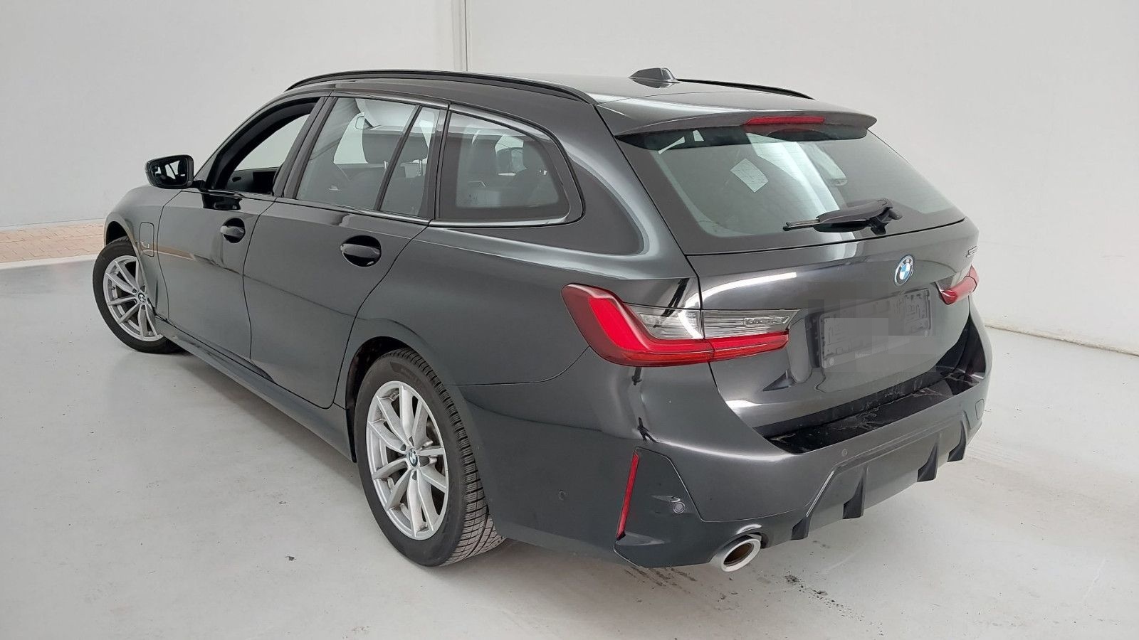 BMW 320e Touring M Sport ACC AHK HiFi LED QI RFK SHZ foto 5