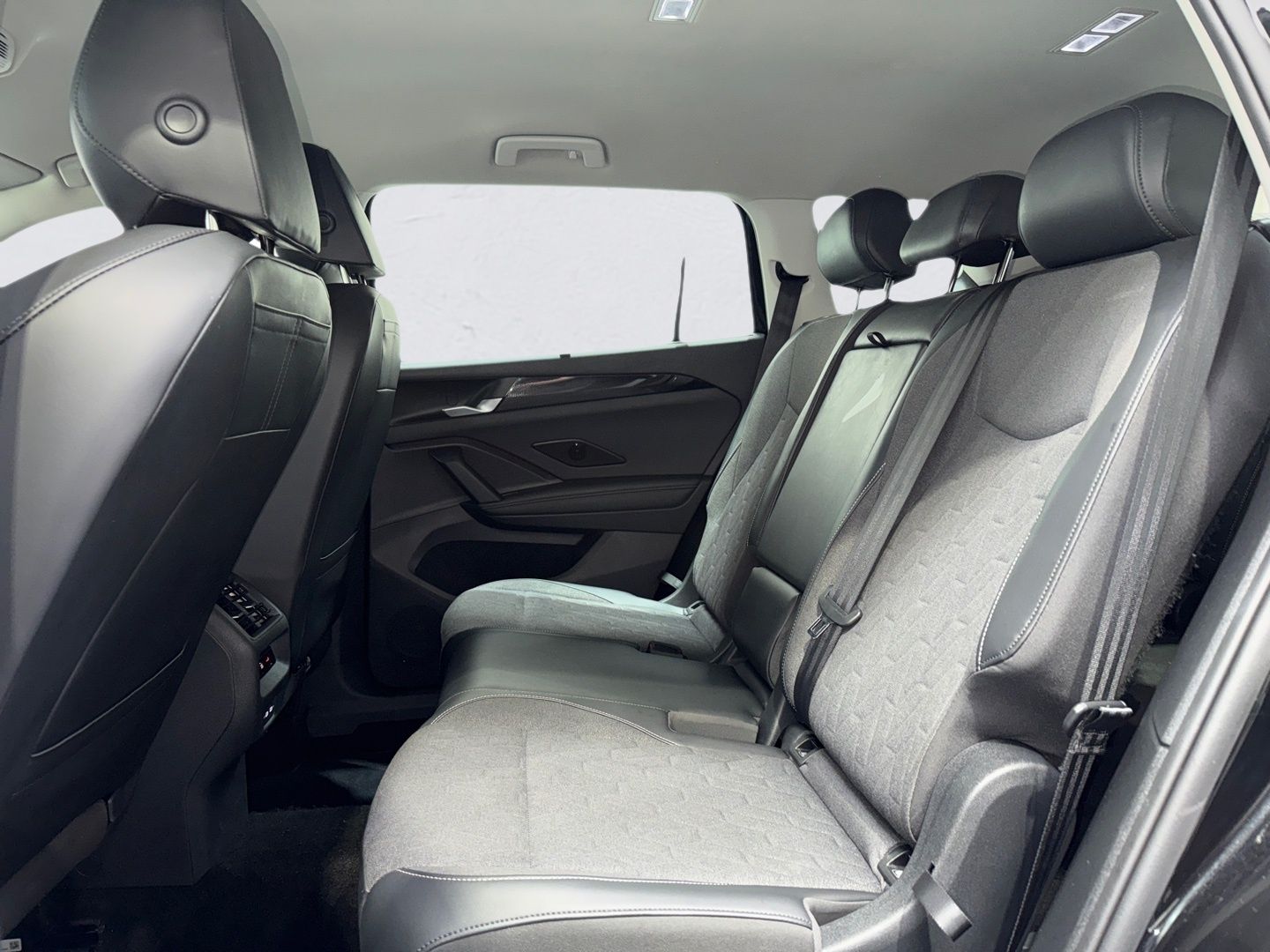 Volkswagen Tayron 4M DSG LIFE 7SITZER MATRIX AHK 360° NAVI  foto 11