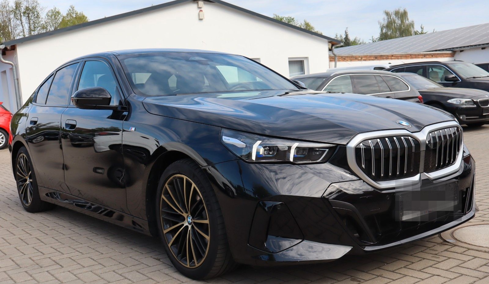 BMW 520d A  M Paket foto 2