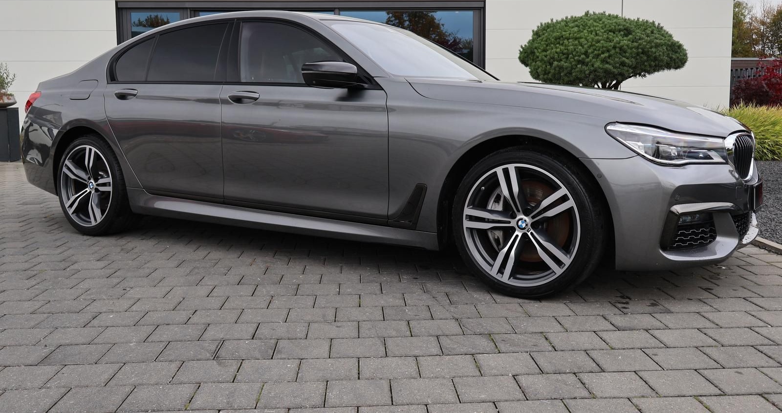 BMW 750 d xDrive M Sport-Massage-IntegralLenkung-LED foto 2