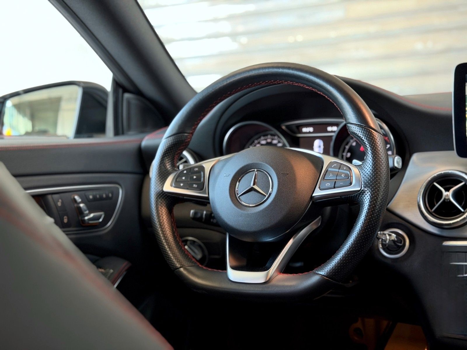 Mercedes-Benz CLA 200 SB*AMG-Exclusive*LED*NAVI*Memory*Panorma foto 37