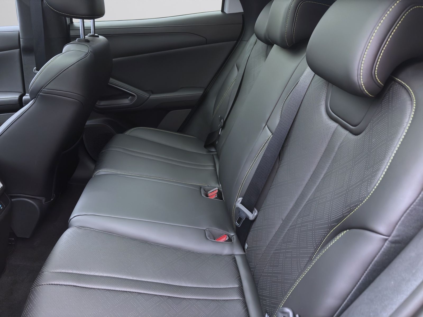 BYD ATTO 2 COMFORT PANO NAVI 360* PDC LED foto 15