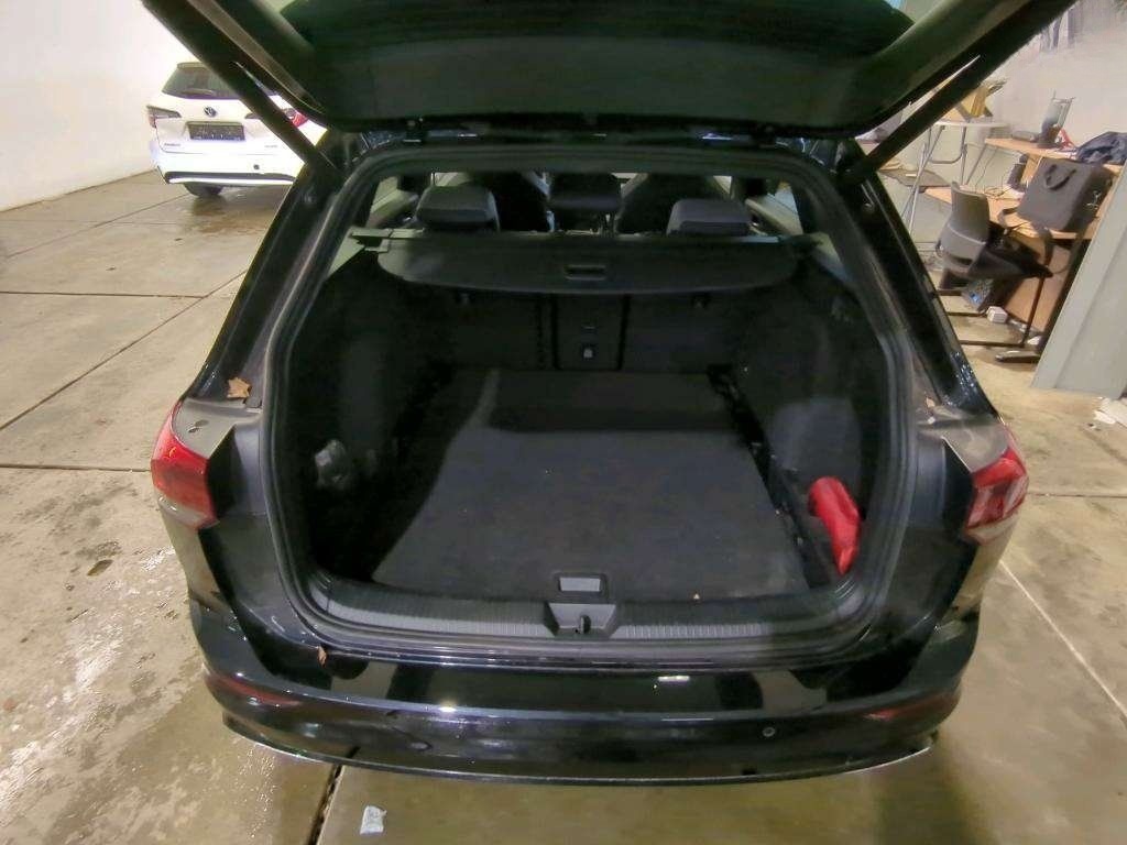 Volkswagen Golf VIII 2.0 TDI R-Line R-Line SpoSi foto 12