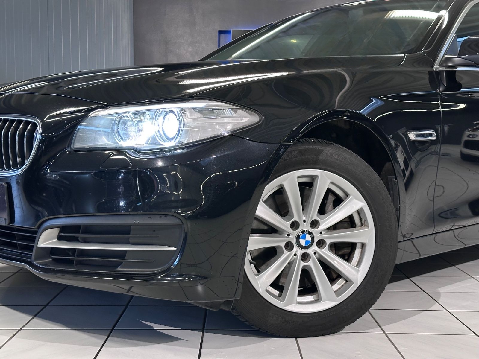 BMW 535d Lim xDrive Luxury Line /HUD/RFK/STHZ/SOFTCL foto 5