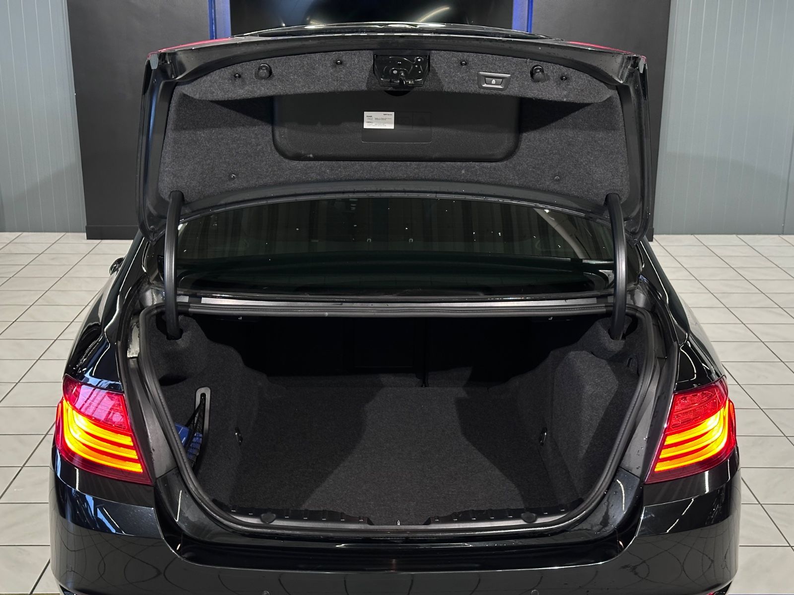 BMW 535d Lim xDrive Luxury Line /HUD/RFK/STHZ/SOFTCL foto 10