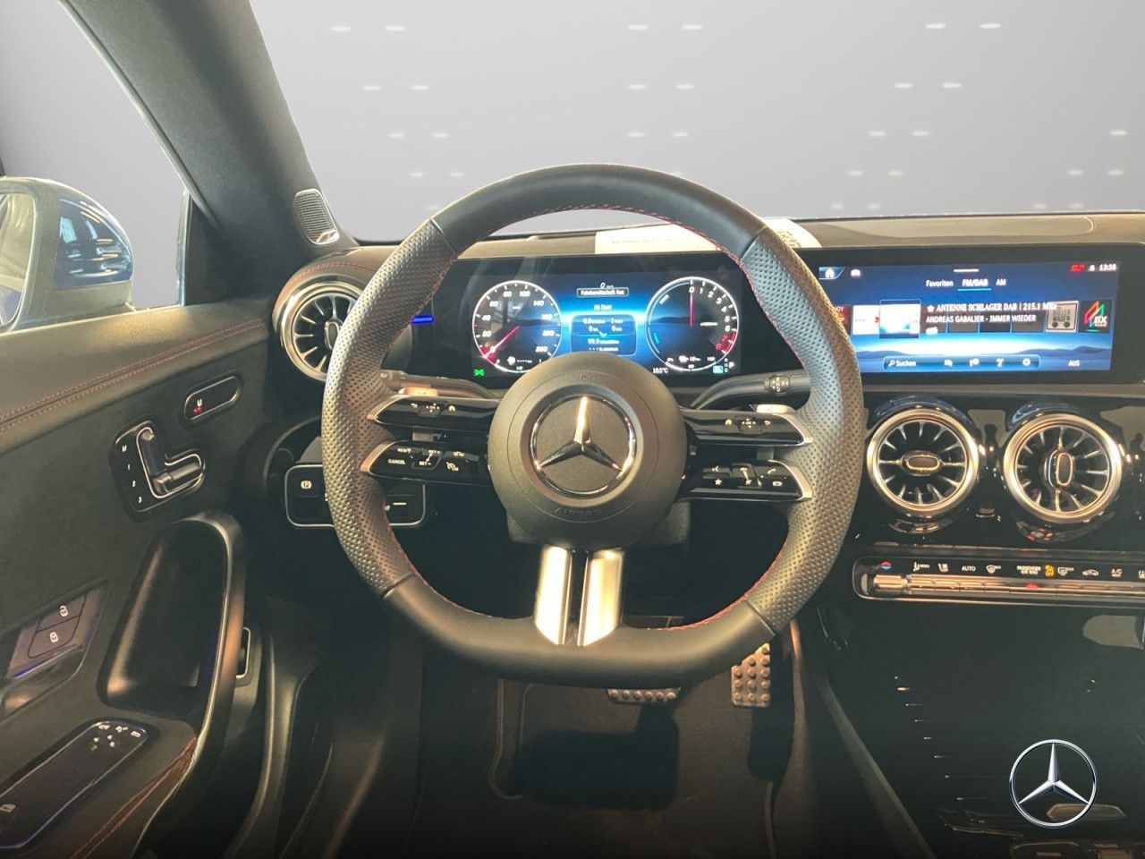 Mercedes-Benz CLA 250 e Cp. AMG Prem.+/PANO/360°/MULTIB foto 14