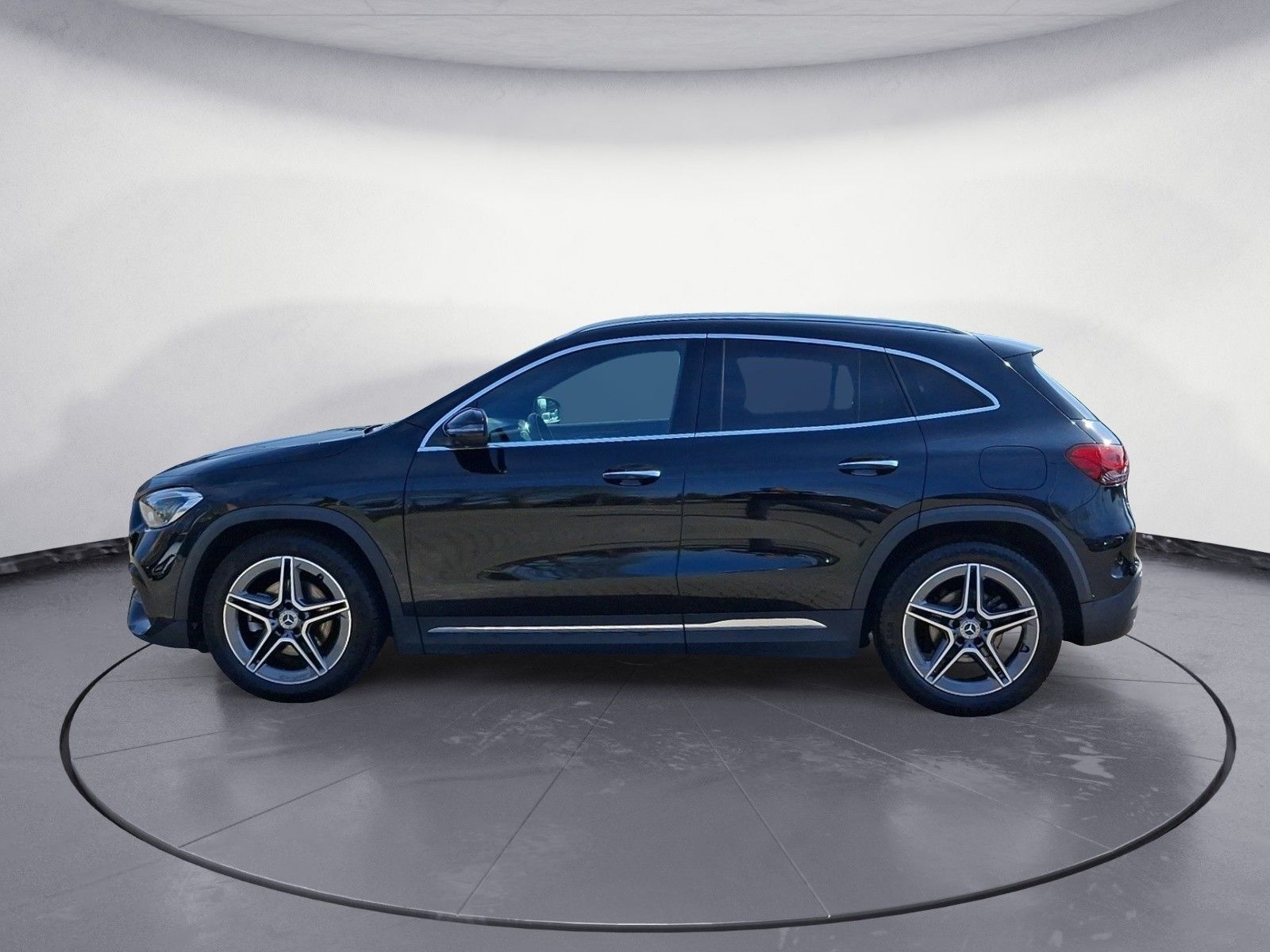 Mercedes-Benz Mercedes Benz GLA 200 foto 3
