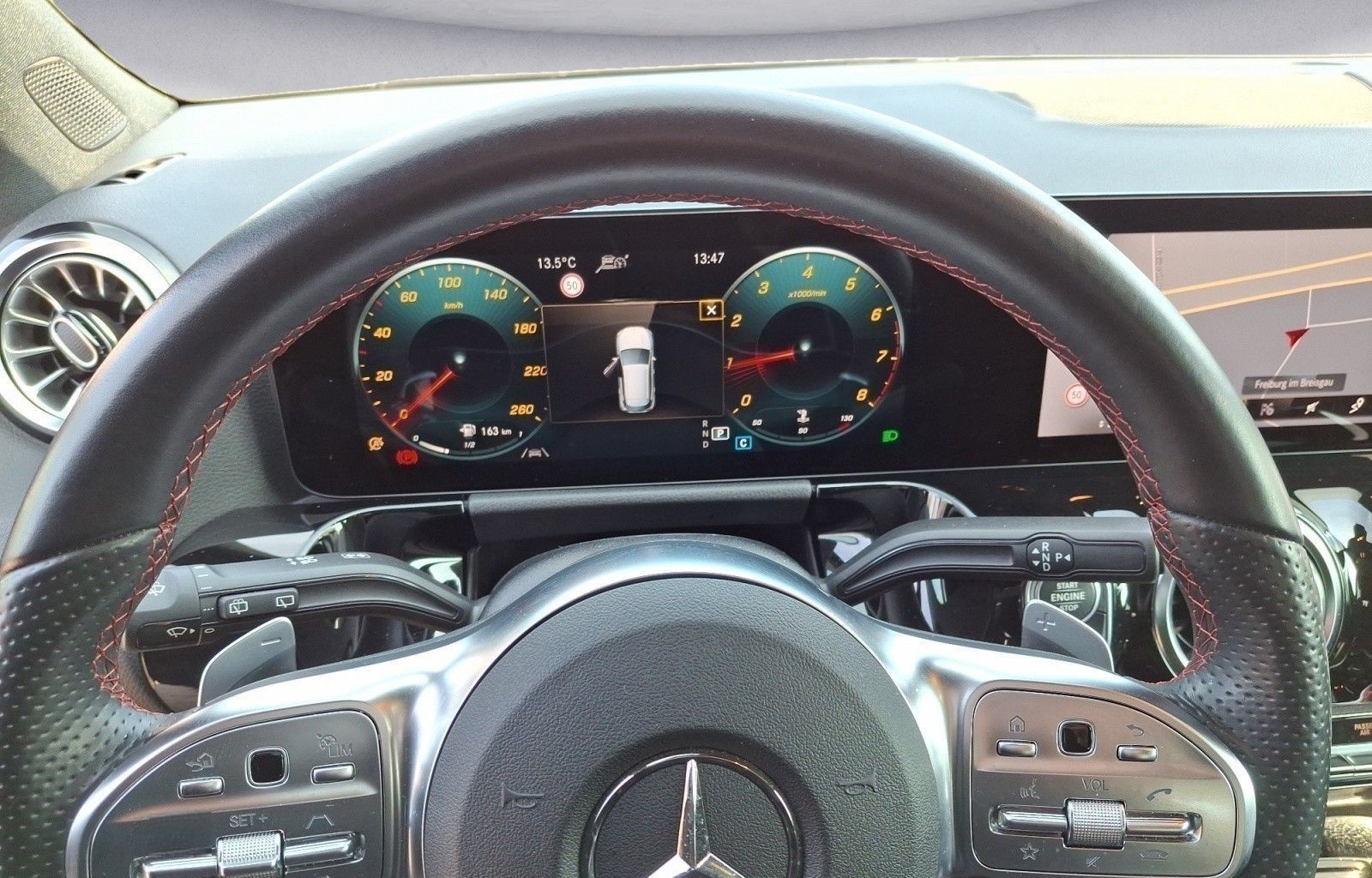 Mercedes-Benz Mercedes Benz GLA 200 foto 10