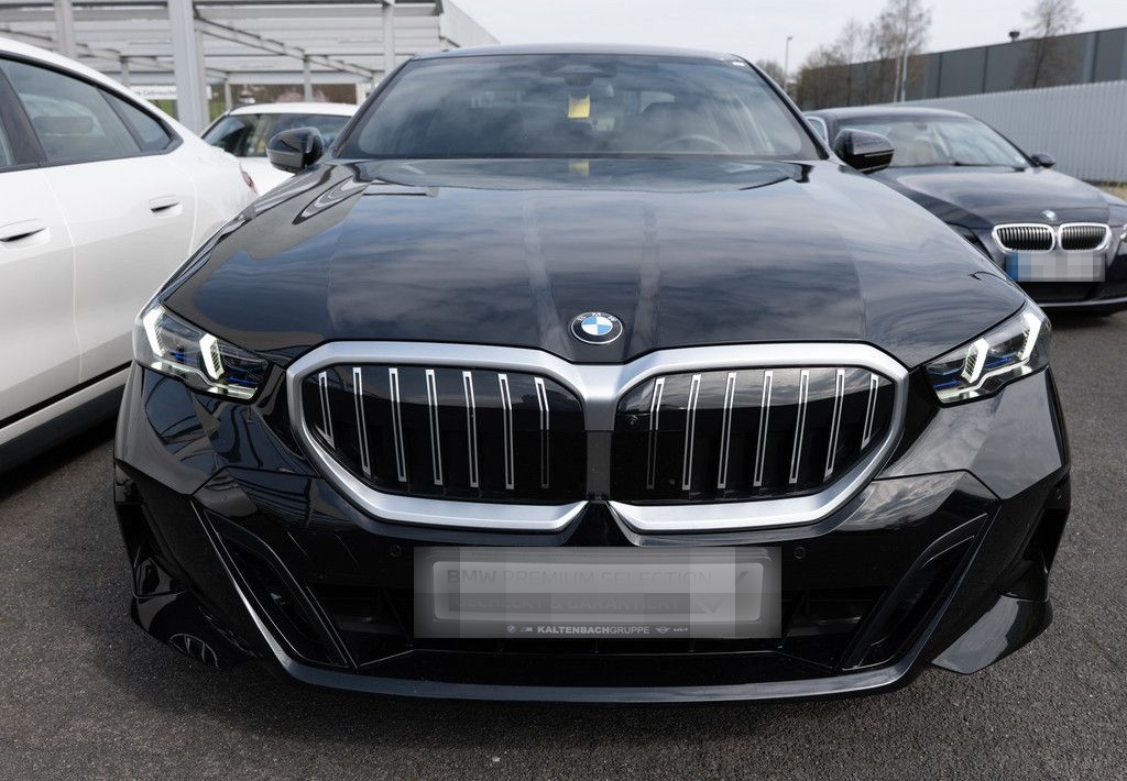 BMW 520d xDrive M-Sport STANDHZ HUD 360° LED ACC H/K foto 2