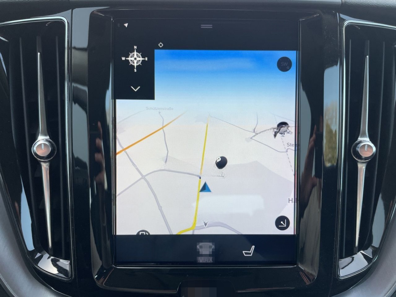 Volvo XC60 B4 AWD Momentum LED KAMERA 19LM H&K foto 18