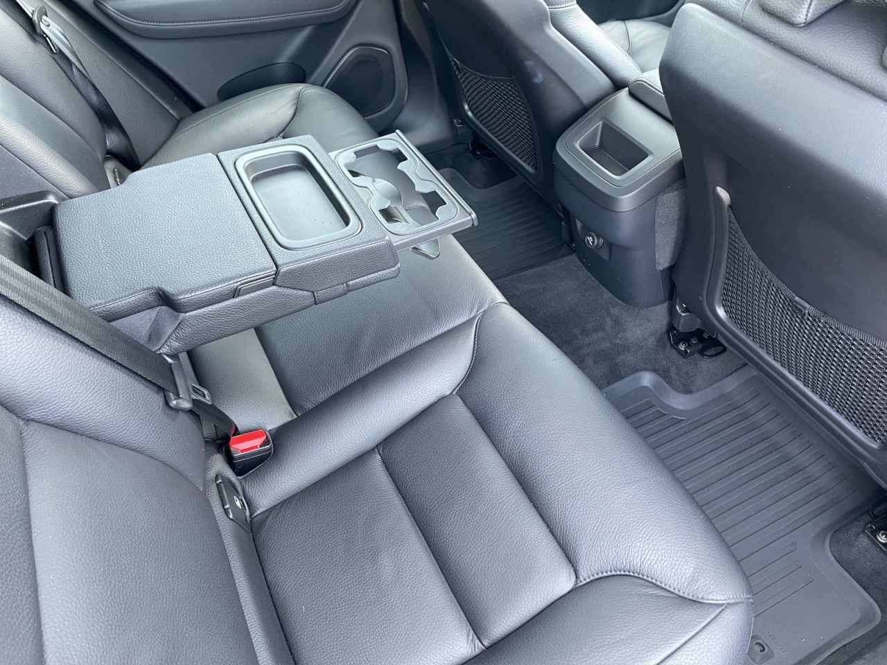 Volvo XC60 B4 AWD Momentum LED KAMERA 19LM H&K foto 20