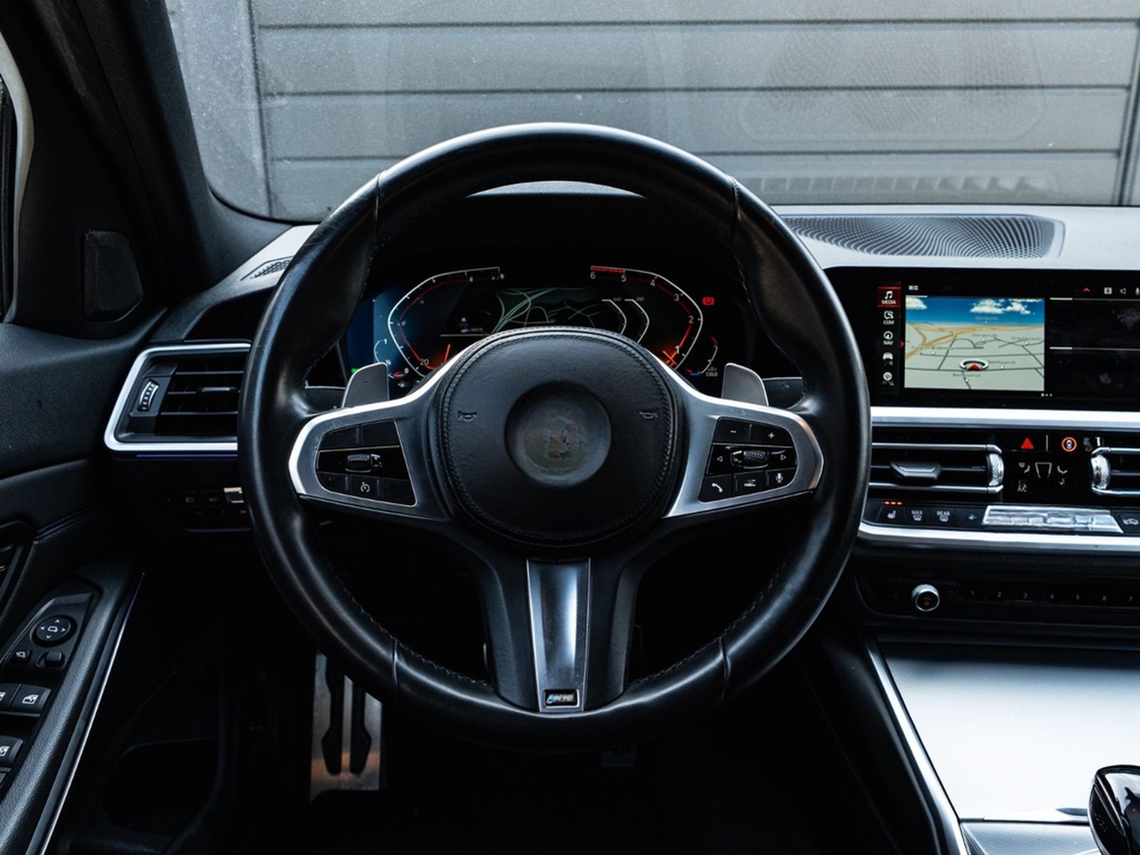 BMW 330 d xDr M Sport Leder NAVI LiCo foto 40