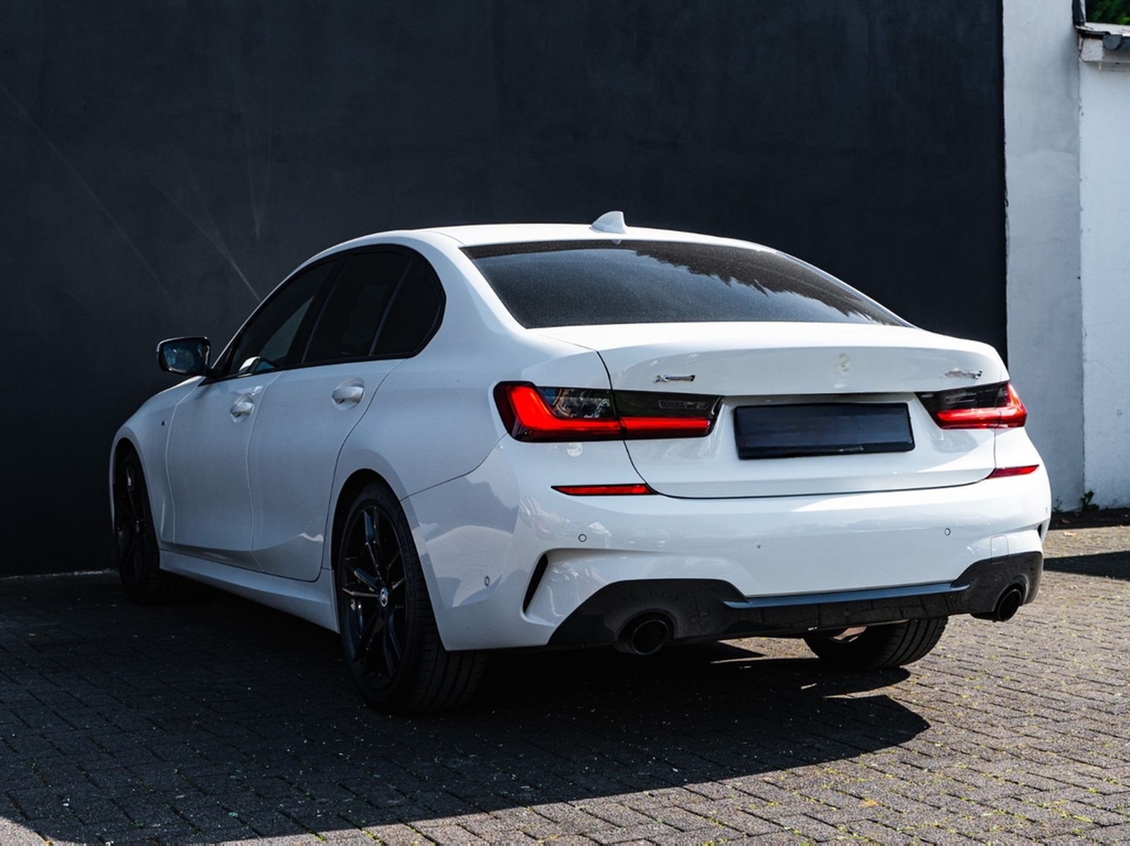 BMW 330 d xDr M Sport Leder NAVI LiCo foto 6